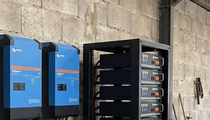 Rack batteries